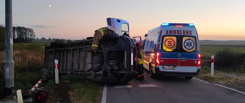 Antonowo. Wypadek na przejeździe kolejowym. Kurier wymusił...