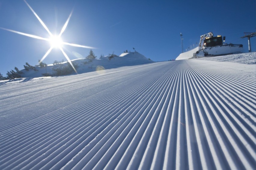 Narciarska huśtawka 4 szczytów w Schladming– 123km stoków non stop!