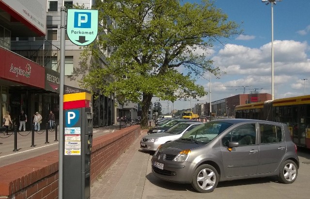 13.05.2015 lodz parkomat, parkowanie, oplata parkingowa, parkingnz. fot. pawel lacheta/ express ilustrowany/ polska press