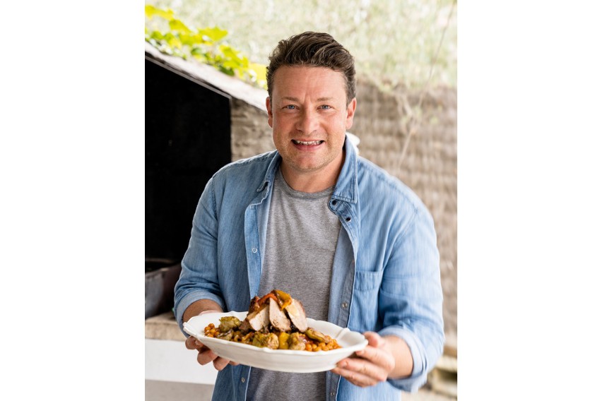 W najnowszej książce Jamie Oliver czerpie z bogactwa...