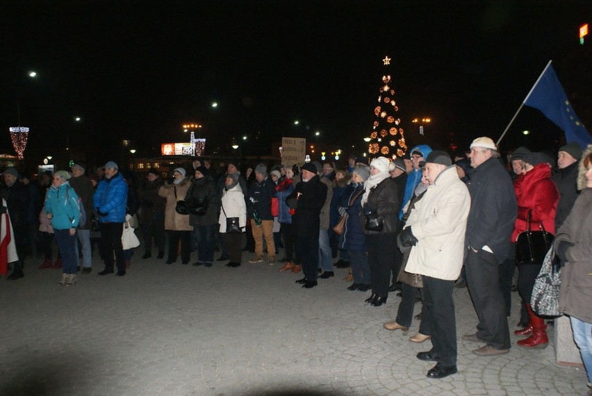 Protest mieszkańców Dąbrowy Górniczej i Zagłębia przeciwko...