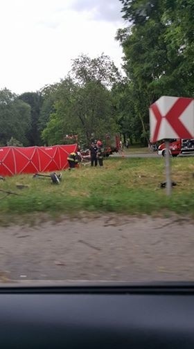 Śmiertelny wypadek na DK78 w Porębie. Nie żyje kierowca