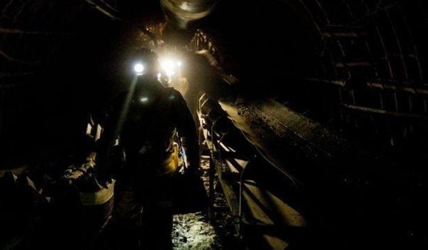 Pożar w kopalni Sobieski w Jaworznie: Ewakuowano 90 górników