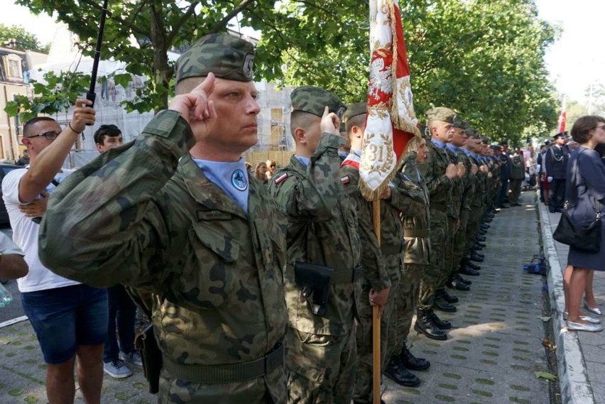 Głównym miejscem obchodów w Poznaniu był Pomnik Polskiego...