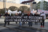 Protest branży gastronomicznej w Gorzowie. Na ulice wyszli kucharze i przedsiębiorcy. Krzyczeli "Chcemy gotować, a nie strajkować!"