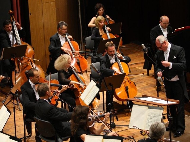 Podczas festiwalu słupscy filharmonicy będą świętować jubileusz 35-lecia istnienia orkiestry.