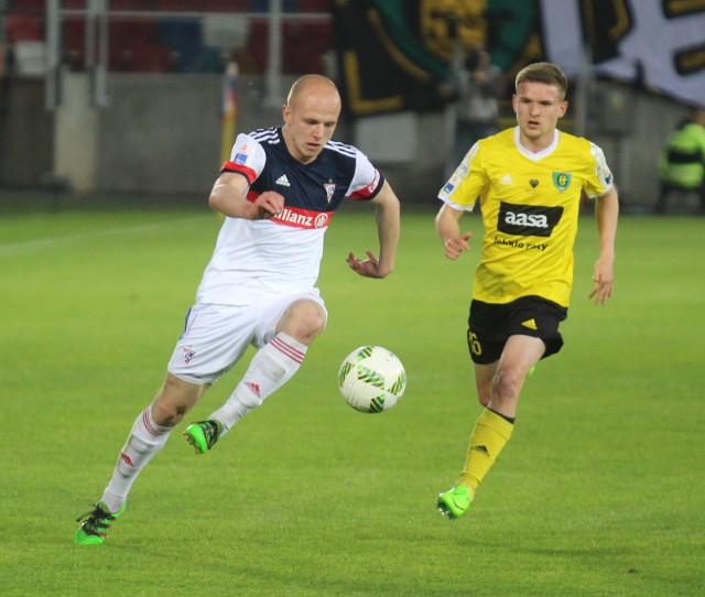 Górnik Zabrze i GKS Katowice rozegrają swe mecze w niedzielę o godzinie 12.30