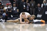 Jeremy Sochan z urazem w meczu przeciwko New York Knicks. Komentarz trenera San Antonio Spurs Gregga Popovicha. Niecodzienna passa