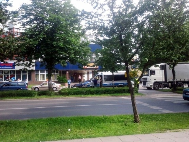 Kobieta została potrącona na ulicy Prażmowskiego przy dworcu PKS.