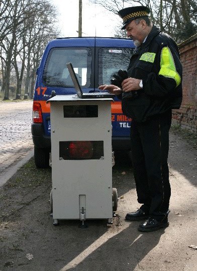 Po wejściu w życie nowelizacji funkcjonariusze będą musieli udowodnić, że fotoradar wdanym miejscu jest rzeczywiście potrzebny. 