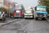Zamknięta dla ruchu ważna ulica w centrum Lublina. Drogowcy wymieniają asfalt na nawierzchni      