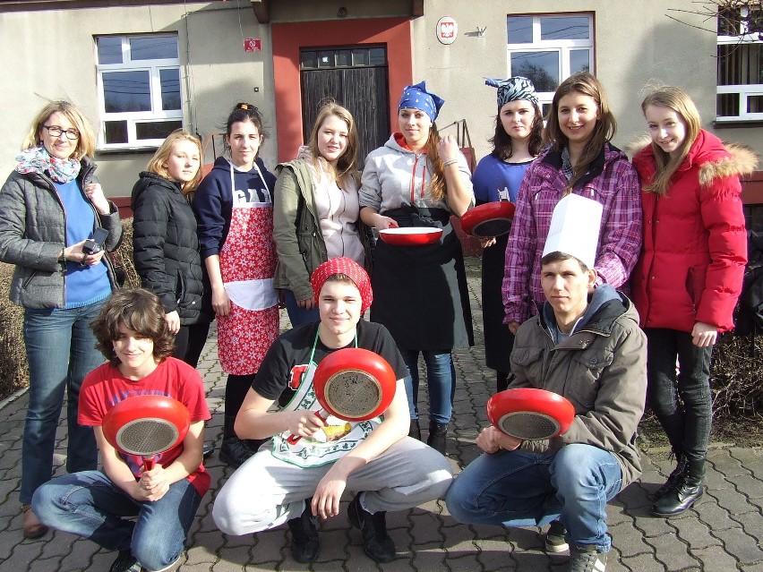 IV Pancake Race