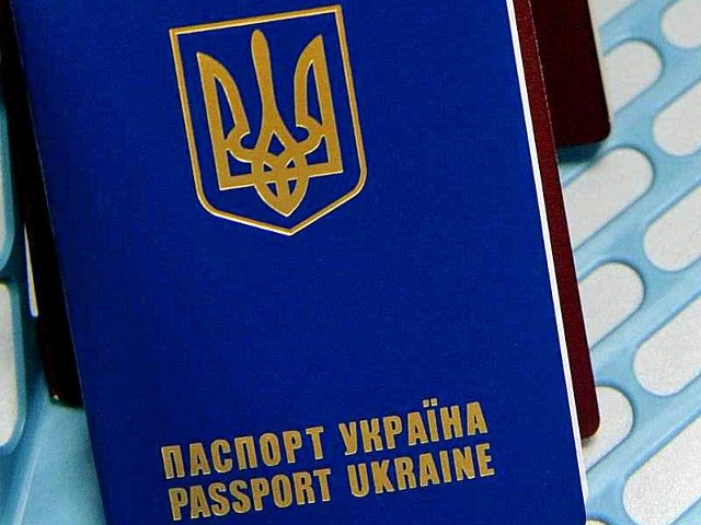 Dzięki podstępowi Ukrainka otrzymała nowy paszport oraz wizę wjazdową do UE.