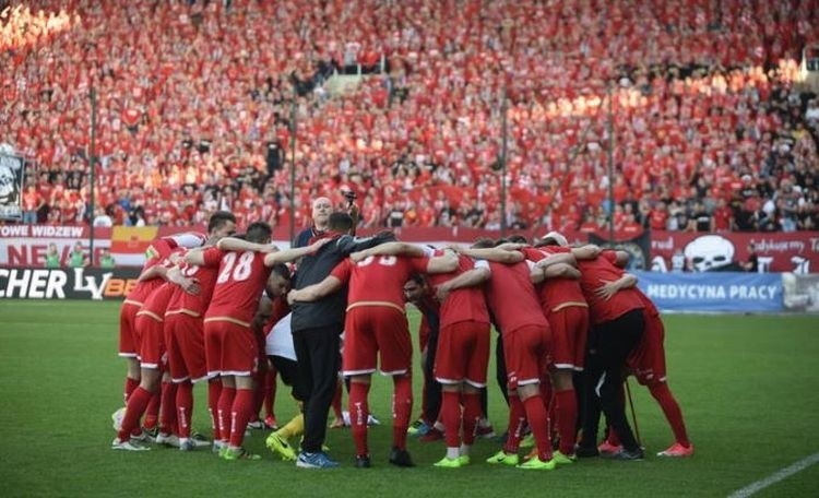 WIDZEW LEGIA 14.04.18. Widzew Legia na żywo. Relacja z meczu pomiędzy łódzkim Widzewem i warszawską Legią. Wynik meczu Widzew Legia na żywo