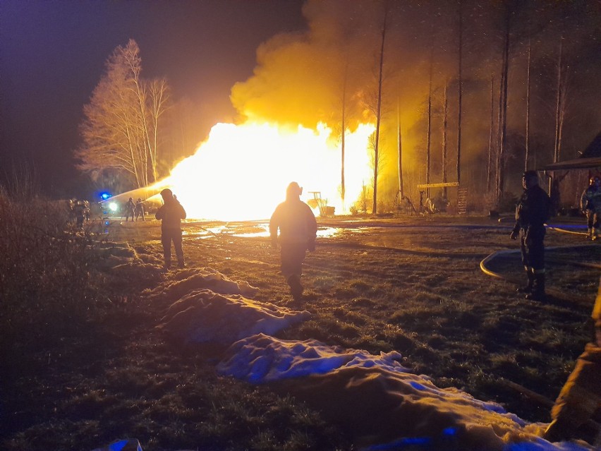 Pożar wieży widokowej w pobliżu wsi Filipy