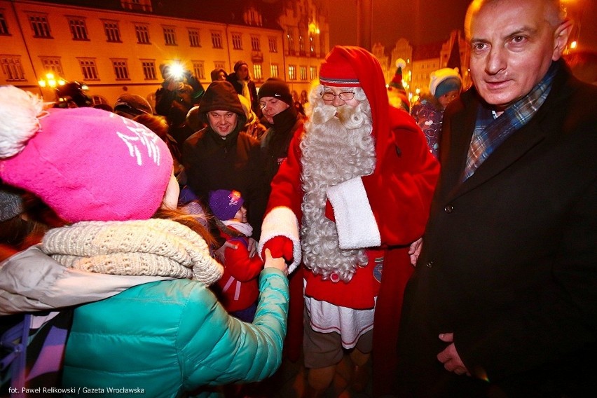 Święty Mikołaj na wrocławskim Rynku [ZDJĘCIA]