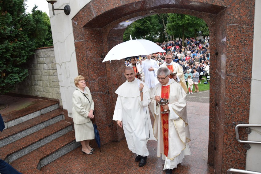 Uroczystości 50-lecia Koronacji Figury Matki Boskiej Leśniowskiej [ZDJĘCIA]