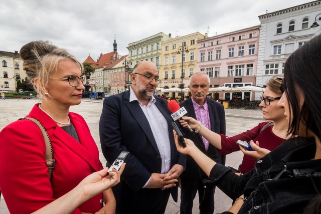 Czwartkową konferencję zorganizowali: (od lewej) Grażyna Szabelska, Krystian Frelichowski i Stefan Pastuszewski