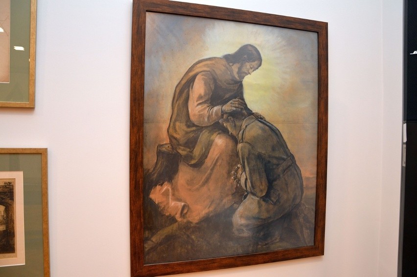 Wystawa „Sztuka w mundurze” w Galerii Malarstwa Alfonsa Karpińskiego w Stalowej Woli. Zobacz zdjęcia