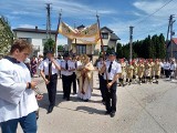 Piękna, barwna procesja Bożego Ciała w Modliszewicach w gminie Końskie. Zobacz zdjęcia