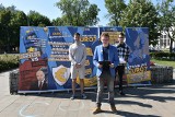 Euromisja Młodych Nowoczesnych dotarła do Zawiercia: promują wprowadzenie waluty Euro w Polsce