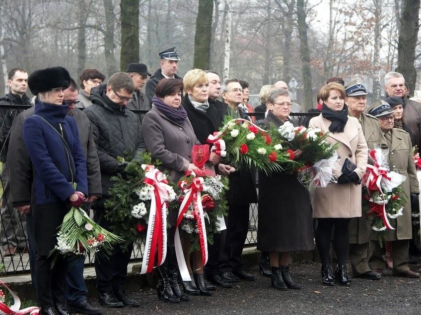 Brzeszcze. W rocznicę wyzwolenia uczcili pamięć ofiar obozu Auschwitz i jego podobozów