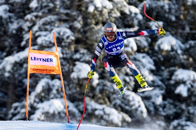 Amerykanin Bryce Bennett wygrał premierowy zjazd w tym sezonie alpejskiego PŚ