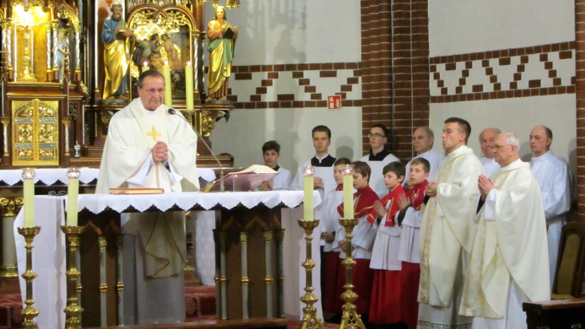 W niedzielę wieczorem w kościele Matki Bożej Nieustającej...