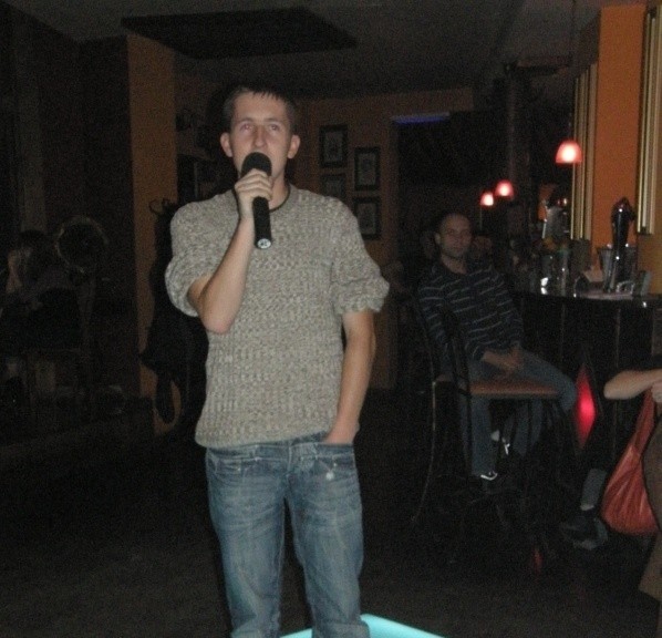 Karaoke w klubie Antrakt
