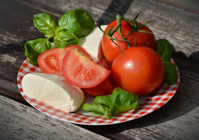 Pomidory opóźniają procesy starzenia dzięki zawartemu w nich likopenowi