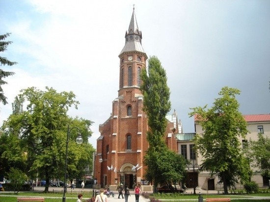 Parafia Najświętszej Maryi Panny z Lourdes w Krakowie...