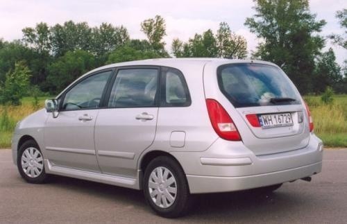 Fot. Z. Podbielski:  Suzuki Liana w wersji hatchback.