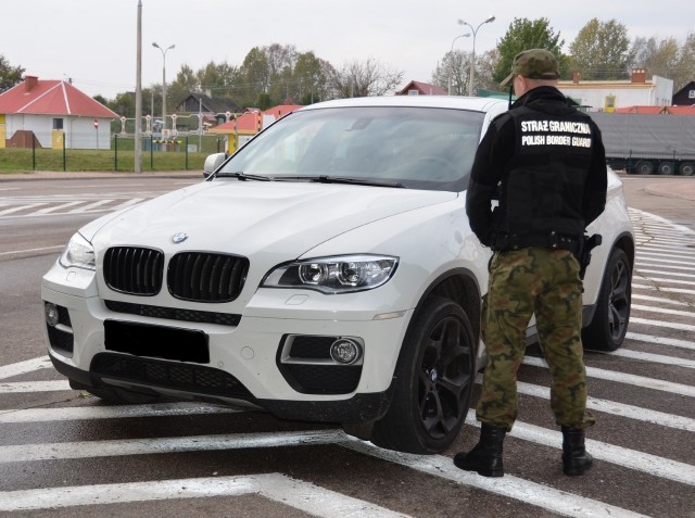 Szacunkowa wartość BMW z 2013 roku wynosi 170 tys. zł.