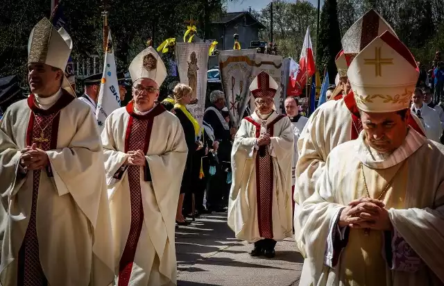 10. rocznica ingresu metropolity gdańskiego arcybiskupa Sławoja Leszka Głódzia. Msza w  w Bazylice Archikatedralnej w Oliwie [22.04.2018]