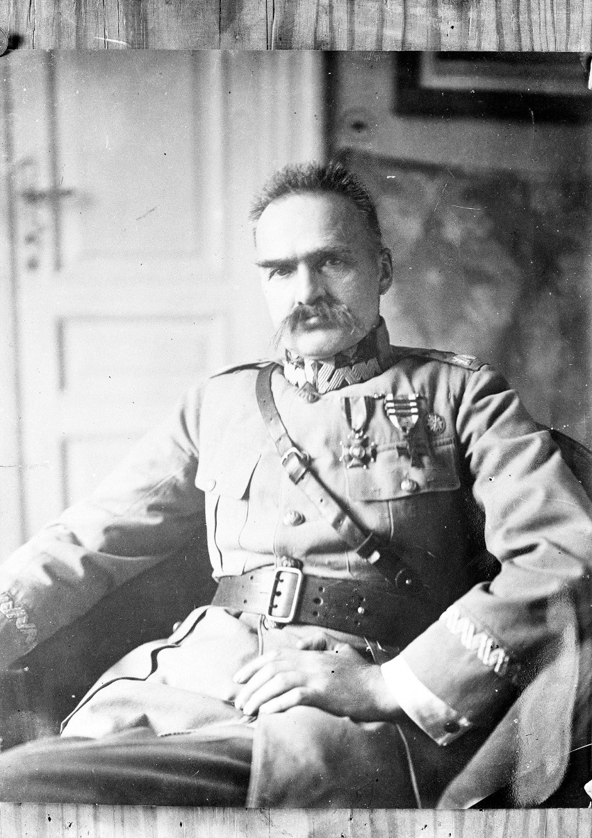 Józef Piłsudski:polityk, działacz niepodległościowy,...