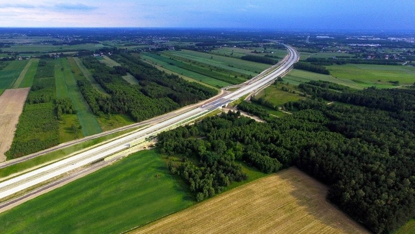 Nowy odcinek A1 otwarty.  Z Wrocławia do Warszawy w 3 godziny (MAPA, JAK JECHAĆ)