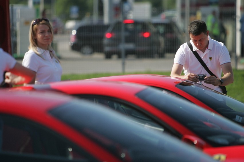 Rajd Ferrari z Katowic do Sopotu