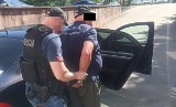 Bydgoska policja rozbiła grupę złodziei samochodów. Mają na koncie kradzieże w różnych częściach Polski [zdjęcia, wideo]