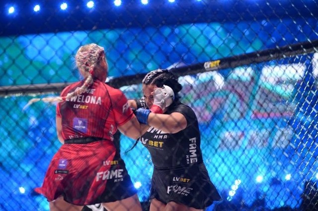 Fame MMA 5 za nami. Monika "Esmeralda" Godlewska pokonała Ewelinę "Ewelonę" Kubiak z Warsaw Shore na gali w Ergo Arenie (26.10.2019)