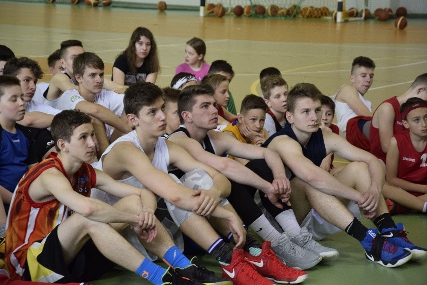 Donnie Arey, słynny amerykański trener koszykówki poprowadził trening w Kielcach (WIDEO, zdjęcia)