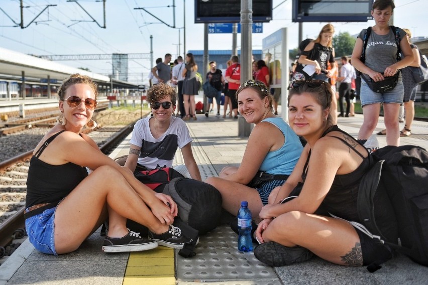 Z dworca Poznań Główny w czwartek rano odjechał PolAndRock...