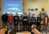 Europejski Dzień Języków Obcych w szkole "Konarskiego" w Jędrzejowie. W tym roku w nieco innej formie niż dotychczas (ZDJĘCIA)