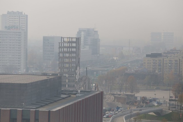 Smog to obecnie duży problem na terenie naszego województwa. By go rozwiązać, potrzebna jest również obywatelska postawa mieszkańców