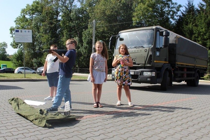 Niedzielny piknik militarny w Czyżewie cieszył się dużym...