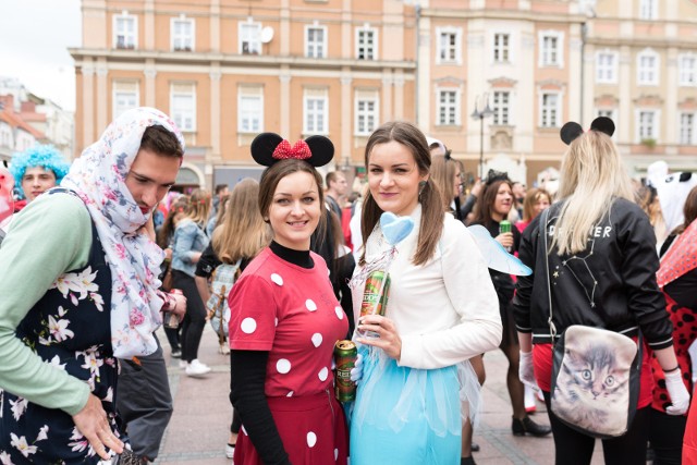 Żakinada, czyli barwny pochód przebranych studentów, na opolski Rynek dotrze w środę około godz. 13. Do wspólnej zabawy zapraszają samorządy studenckie Uniwersytetu Opolskiego i Politechniki Opolskiej. Piastonaliowe imprezy potrwają siedem dni.