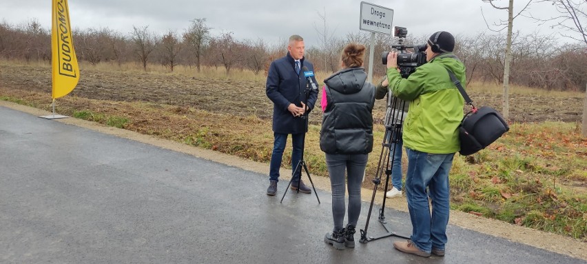 Nowa droga w gminie Skaryszew oddana do użytku. Odcinek Chomentów Puszcz – Stanisławów już po remoncie