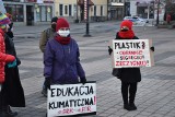 Walczą o klimat w Rybniku. Demonstracja na rynku zorganizowana przez Forum Obywateli Rybnika oraz Śląski Ruch Klimatyczny