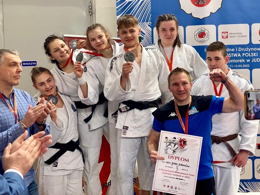 Pięć medali reprezentantów UKS Judo Kraków w mistrzostwach Polski juniorów w Rybniku [ZDJĘCIA]