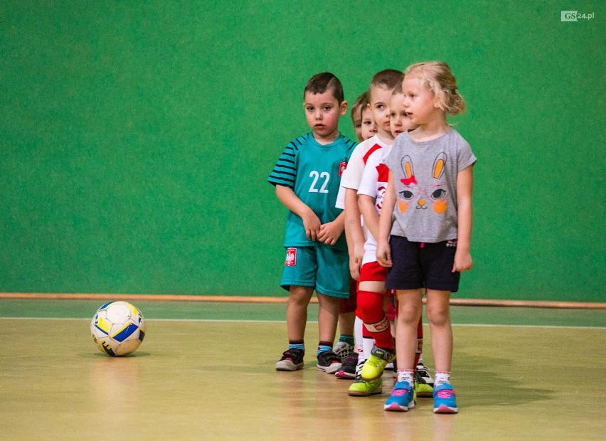 Niecierpliwy Orzeł Małkocin. Mały klub z wielkimi ambicjami [ZDJĘCIA]