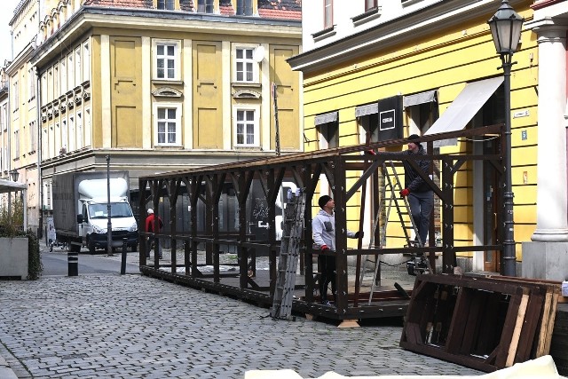 Wrocławskie restauracje i kawiarnie w Rynku rozpoczynają sezon letni
